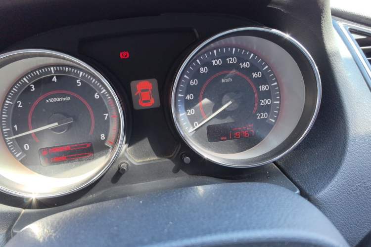 Used Bestune B50 2013 1.6L manual Comfort trim level Odometer Close Up