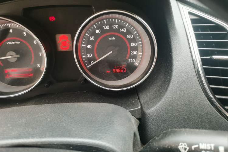 Used Bestune B50 2013 1.6L manual Comfort trim level Odometer Close Up
