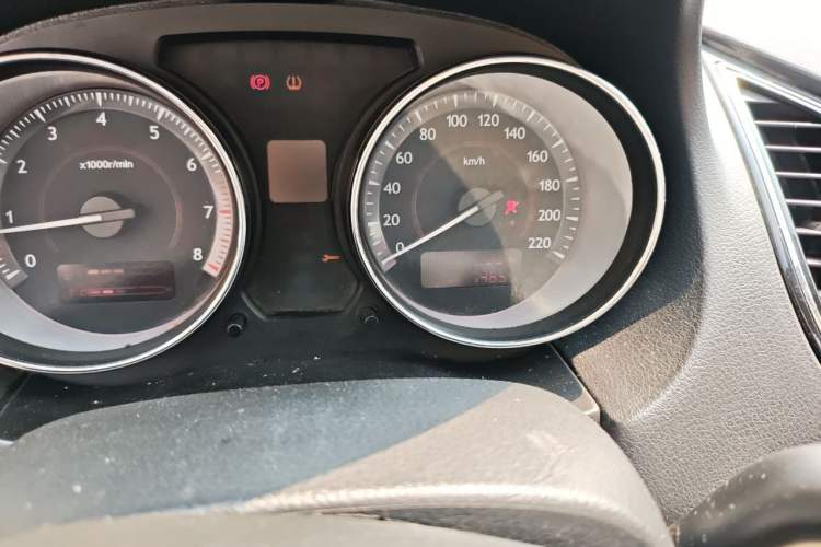 Used Bestune B50 2013 1.6L Manual Prestige Edition Odometer Close Up