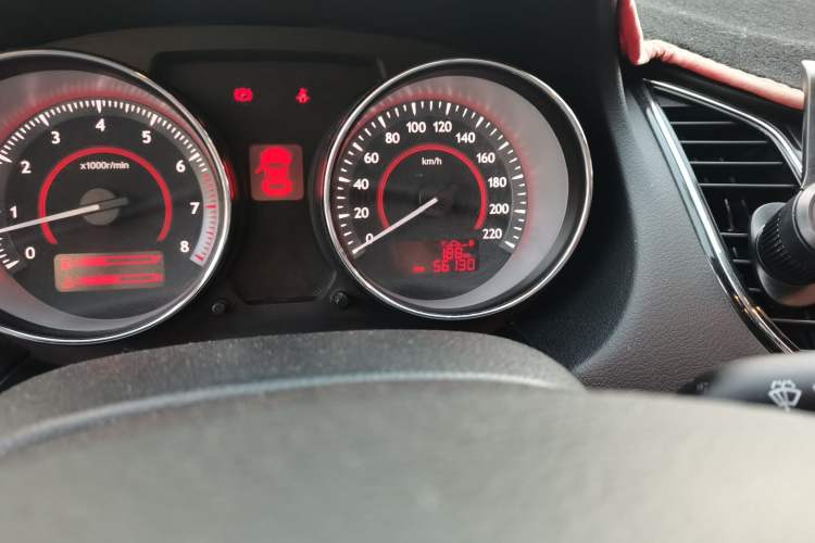 Used Bestune B50 2013 1.6L manual Comfort trim level Odometer Close Up