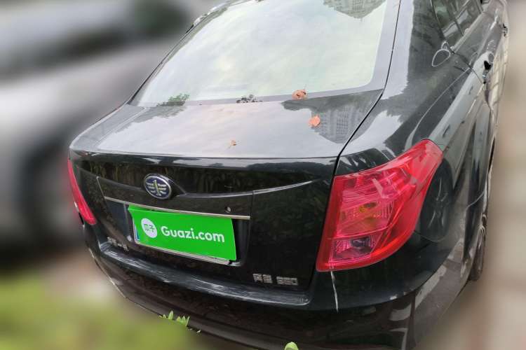 Used Bestune B50 2013 1.6L automatic luxury version Rear