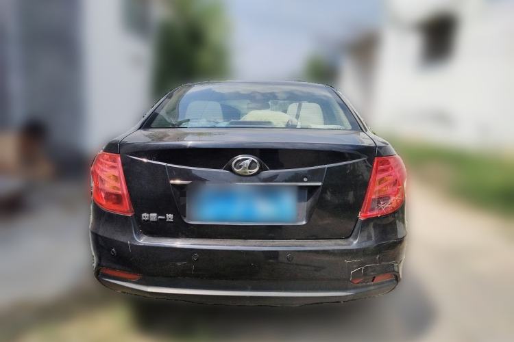 Used Bestune B50 2013 1.6L manual luxury version Rear