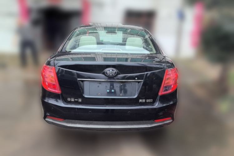 Used Bestune B50 2013 1.6L manual Comfort trim level Rear
