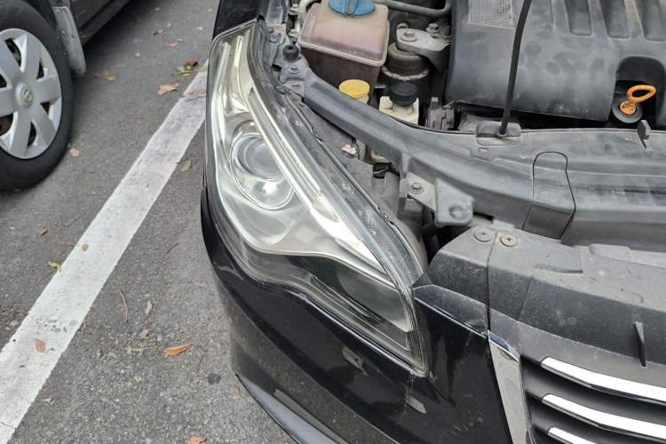 Used Bestune B50 2013 1.6L automatic luxury version Right Front Headlight