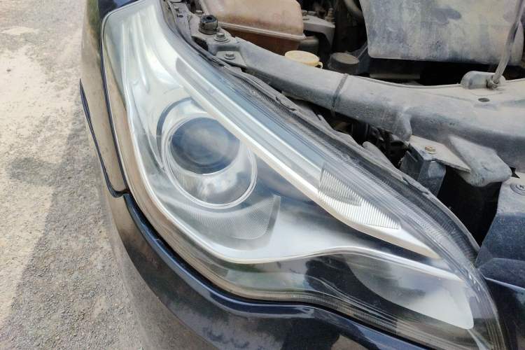 Used Bestune B50 2013 1.6L manual luxury version Right Front Headlight