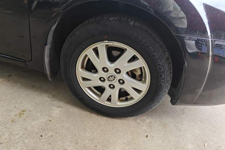 Used Bestune B50 2013 1.6L manual Partner Edition Right Front Wheel Hub