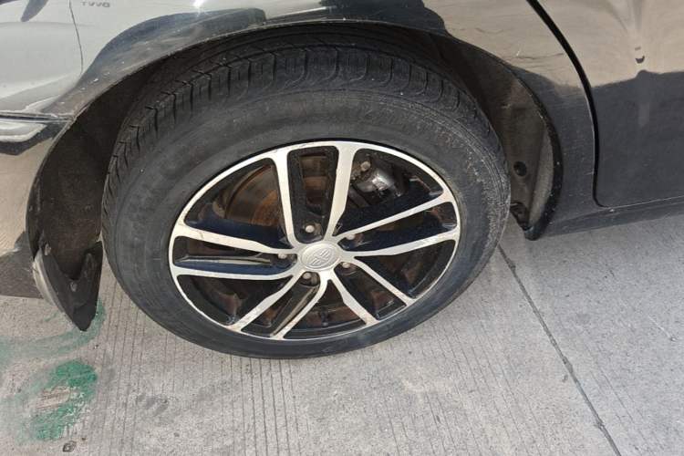 Used Bestune B50 2013 1.6L manual luxury version Right Rear Wheel Hub