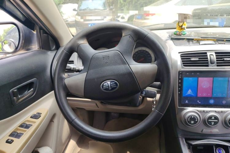Used Bestune B50 2013 1.6L manual Comfort trim level Steering Wheel