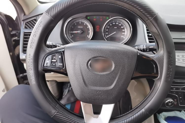 Used Bestune B50 2013 1.6L manual Comfort trim level Steering Wheel