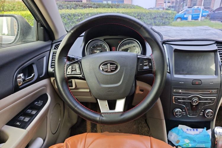 Used Bestune B50 2013 1.6L manual luxury version Steering Wheel