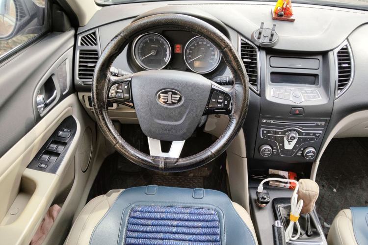 Used Bestune B50 2013 1.6L manual luxury version Steering Wheel