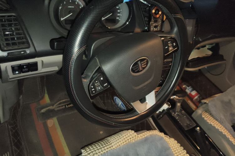 Used Bestune B50 2013 1.6L automatic luxury version Steering Wheel