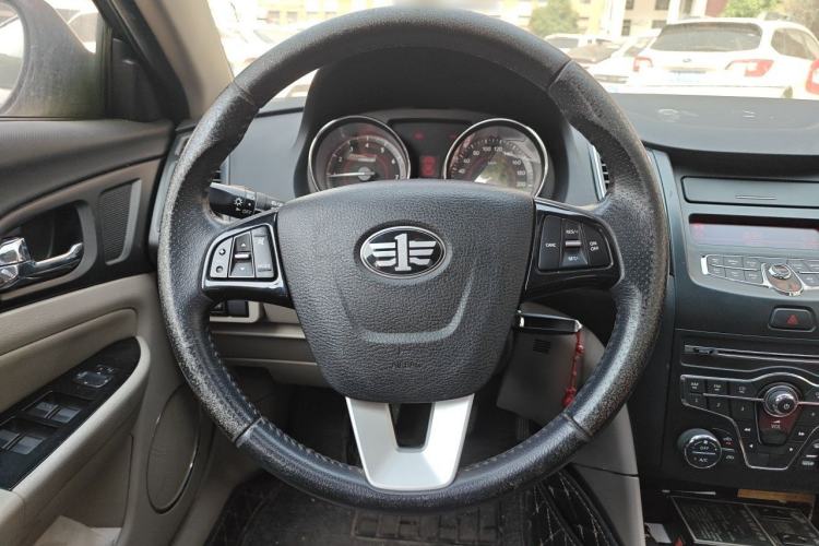 Used Bestune B50 2013 1.6L manual luxury version Steering Wheel