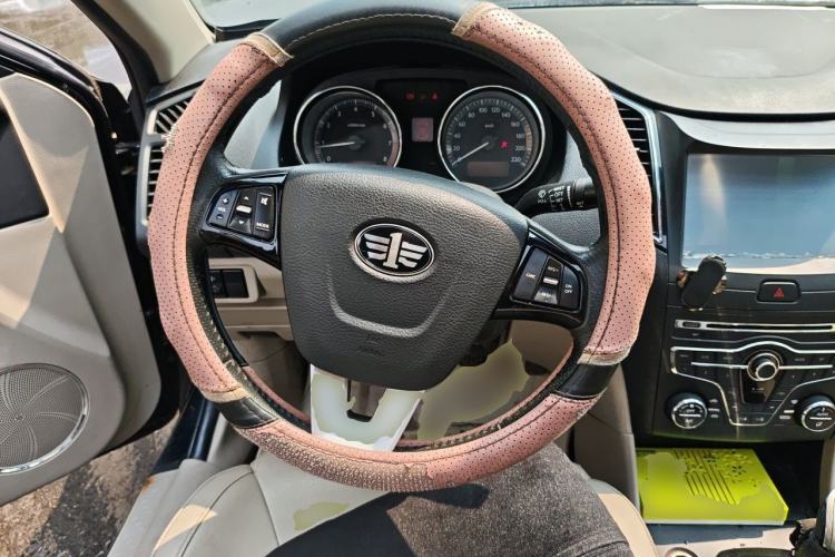 Used Bestune B50 2013 1.6L Manual Prestige Edition Steering Wheel