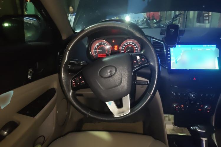 Used Bestune B50 2013 1.6L automatic luxury version Steering Wheel