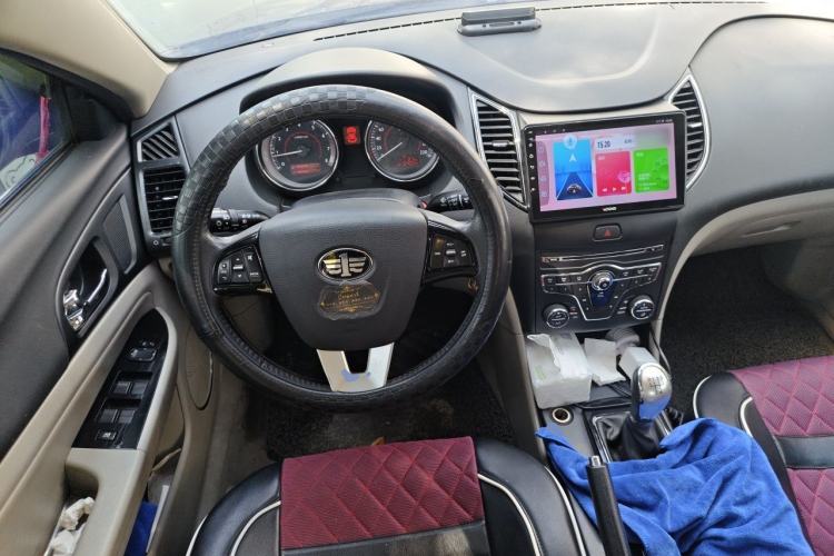 Used Bestune B50 2013 1.6L manual luxury version Steering Wheel