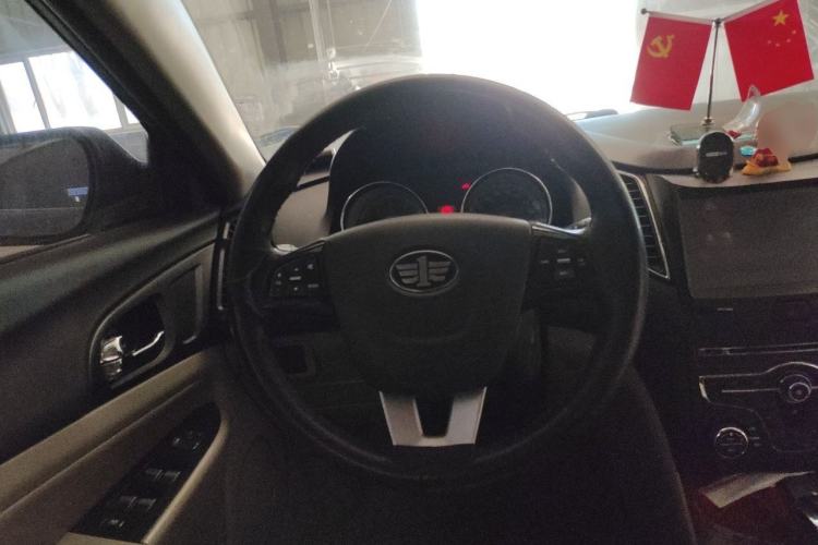 Used Bestune B50 2013 1.6L automatic luxury version Steering Wheel