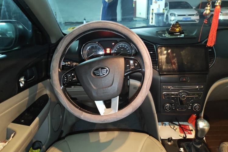 Used Bestune B50 2013 1.6L manual luxury version Steering Wheel