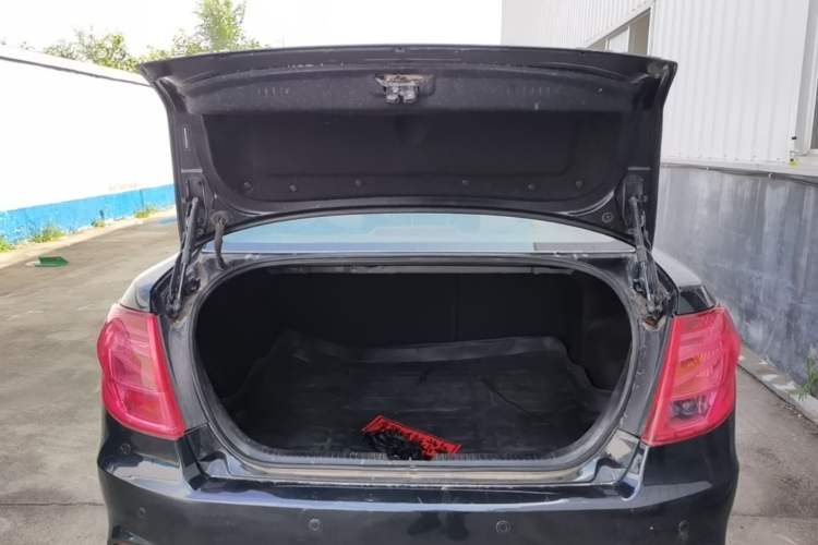 Used Bestune B50 2013 1.6L manual Comfort trim level Trunk