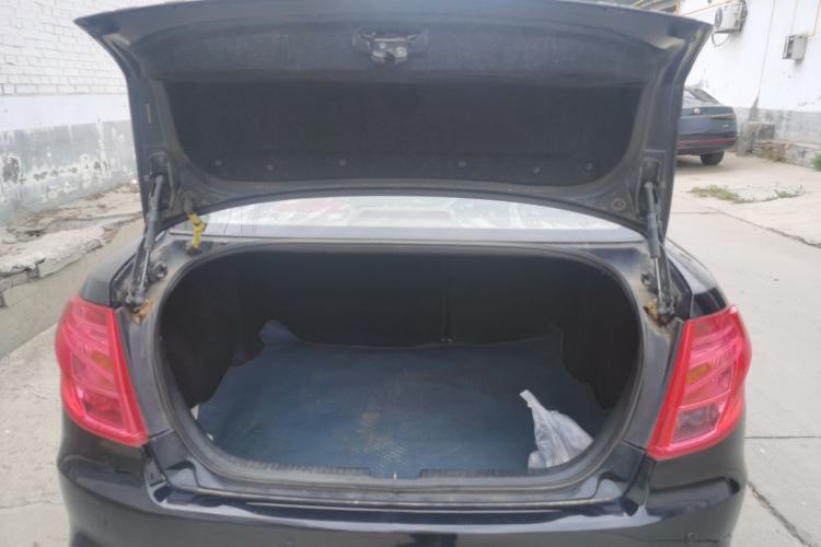 Used Bestune B50 2013 1.6L manual Comfort trim level Trunk