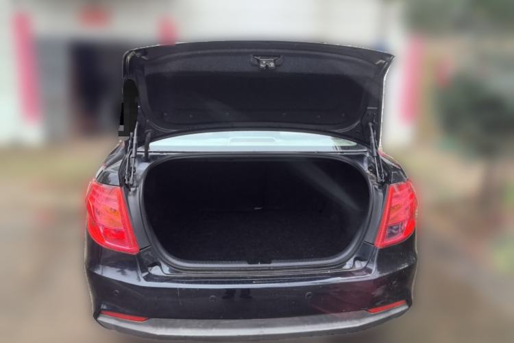 Used Bestune B50 2013 1.6L manual Comfort trim level Trunk