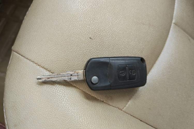 Used Bestune B50 2013 1.6L manual Partner Edition Vehicle Key