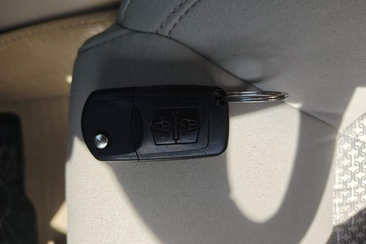 Used Bestune B50 2013 1.6L manual luxury version Vehicle Key