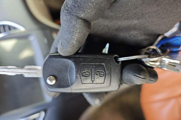 Used Bestune B50 2013 1.6L manual luxury version Vehicle Key