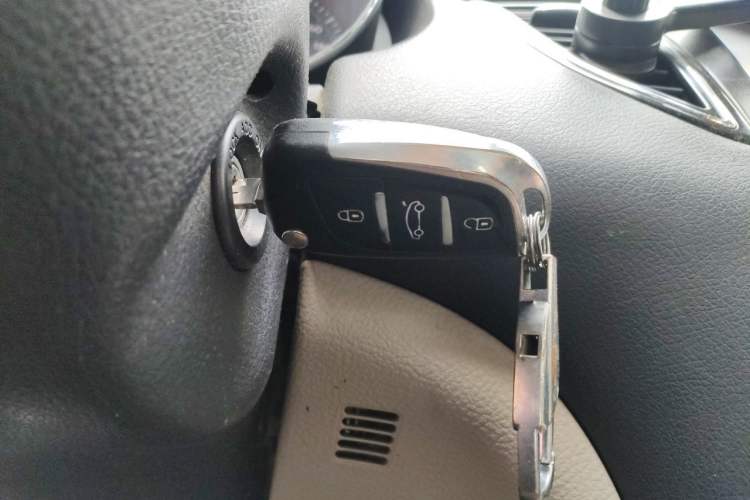 Used Bestune B50 2013 1.6L manual luxury version Vehicle Key