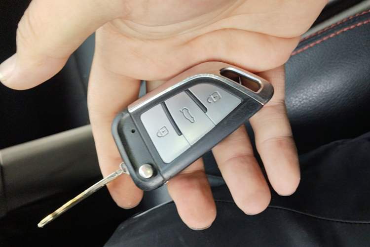 Used Bestune B50 2013 1.6L manual luxury version Vehicle Key