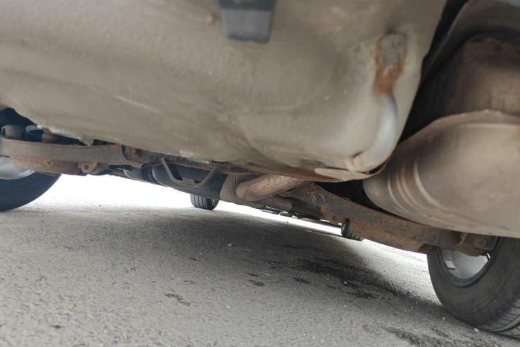 Used Bestune B50 2013 1.6L manual Comfort trim level Chassis Rear