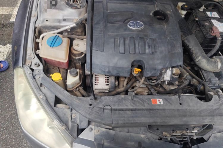Used Bestune B50 2013 1.6L manual Partner Edition Engine Bay Right