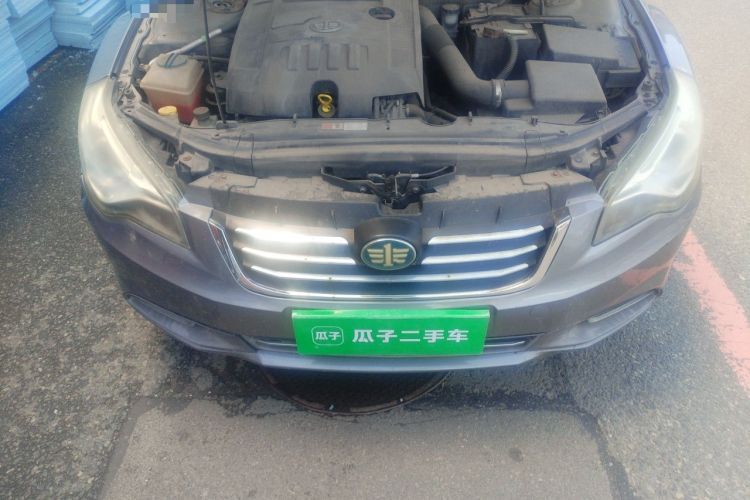 Used Bestune B50 2013 1.6L manual luxury version Engine Bay