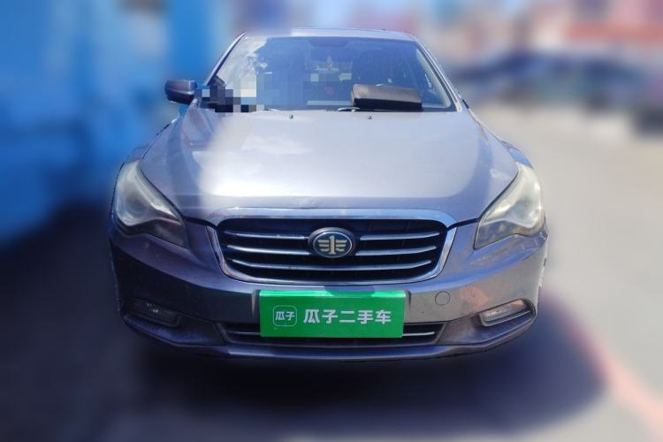 Used Bestune B50 2013 1.6L manual luxury version Front