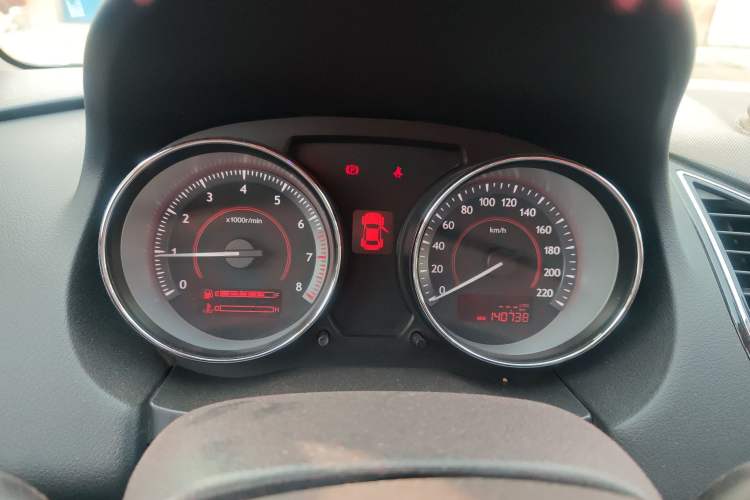 Used Bestune B50 2013 1.6L manual Comfort trim level Instrument Cluster