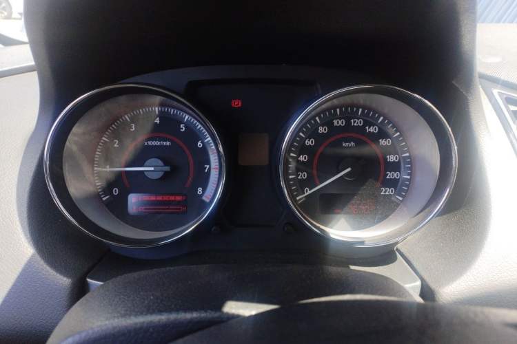 Used Bestune B50 2013 1.6L manual luxury version Instrument Cluster