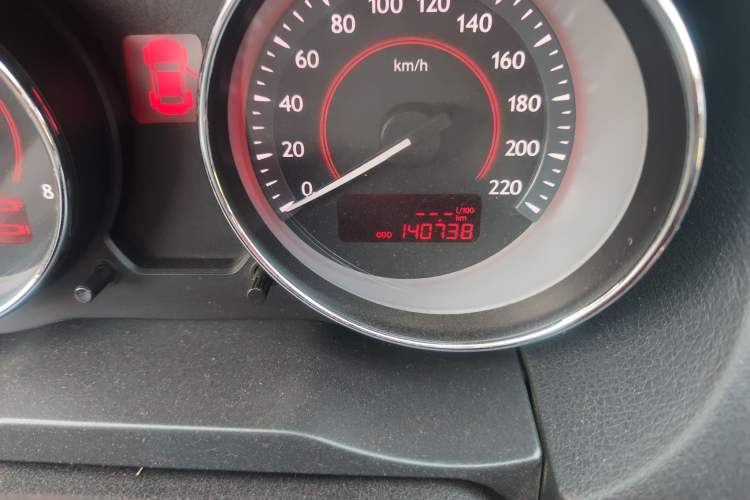 Used Bestune B50 2013 1.6L manual Comfort trim level Odometer Close Up