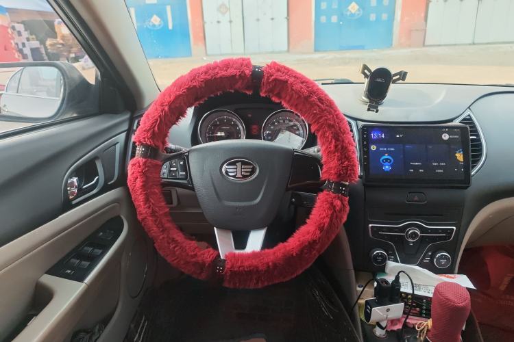 Used Bestune B50 2013 1.6L manual Comfort trim level Steering Wheel