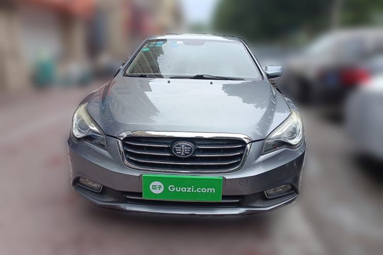 Used Bestune B50 2013 1.6L manual luxury version Front