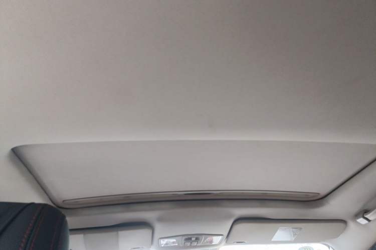 Used Bestune B50 2013 1.6L manual luxury version Headliner