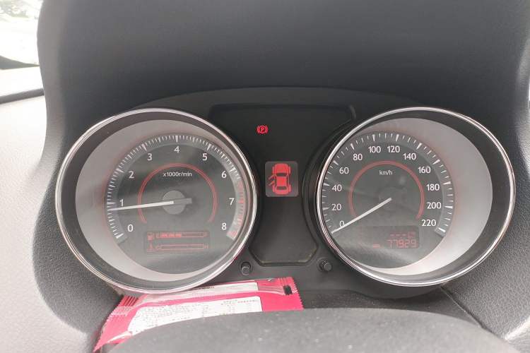 Used Bestune B50 2013 1.6L manual luxury version Instrument Cluster