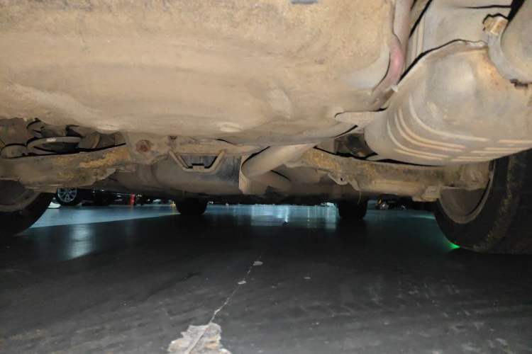 Used Bestune B50 2013 1.6L automatic luxury version Chassis Rear