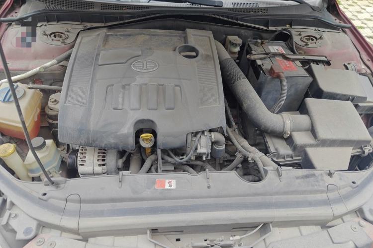 Used Bestune B50 2013 1.6L automatic luxury version Engine Bay