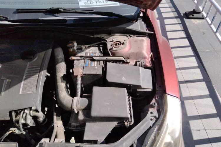 Used Bestune B50 2013 1.6L automatic luxury version Engine Bay Left