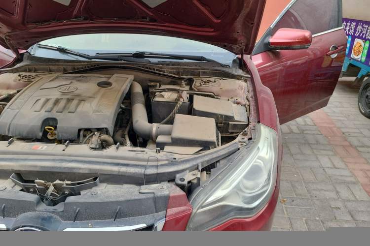 Used Bestune B50 2013 1.6L manual luxury version Engine Bay Left