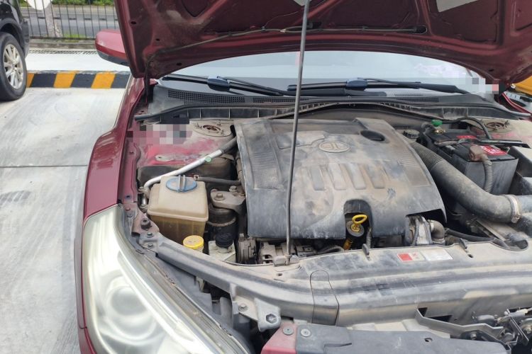 Used Bestune B50 2013 1.6L manual luxury version Engine Bay Right