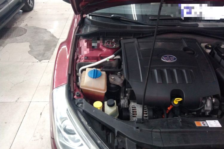 Used Bestune B50 2013 1.6L manual luxury version Engine Bay Right