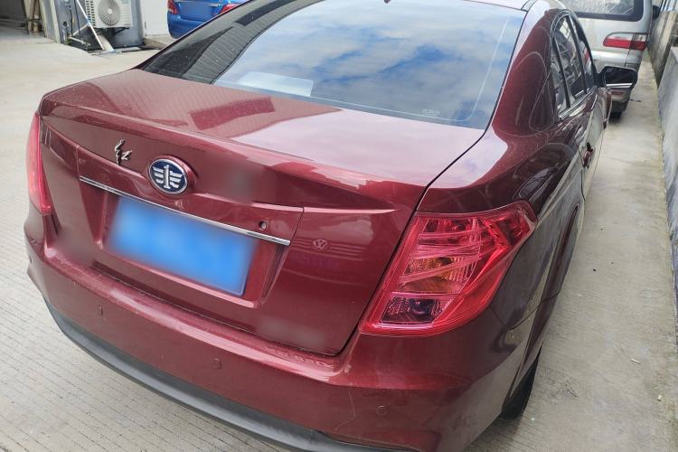 Used Bestune B50 2013 1.6L automatic luxury version Exterior 3