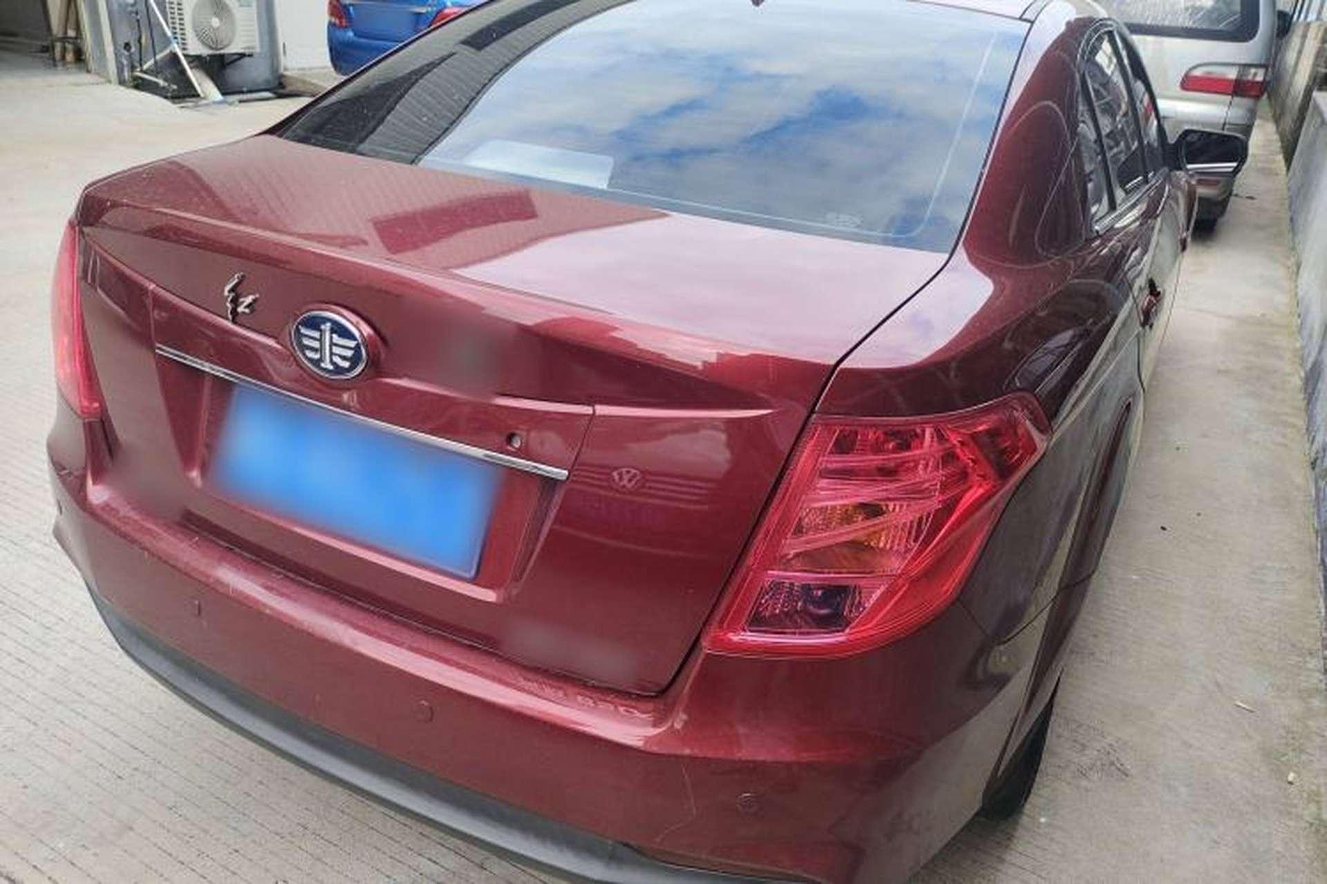 Used Bestune B50 2013 1.6L automatic luxury version Exterior 3