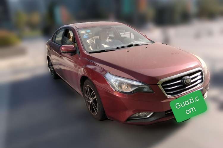 Used Bestune B50 2013 1.6L automatic luxury version Front Right 45 Deg